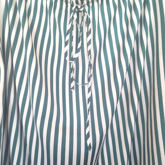 H&M Green Stripe Off-the-Shoulder Top Size 12 - Picture 12 of 12
